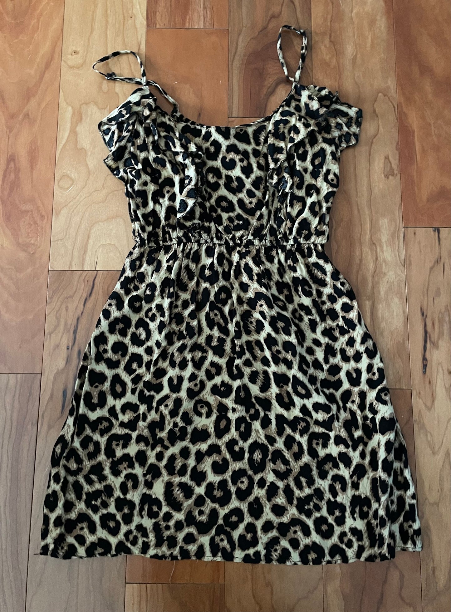 Cheetah print dress - size Medium