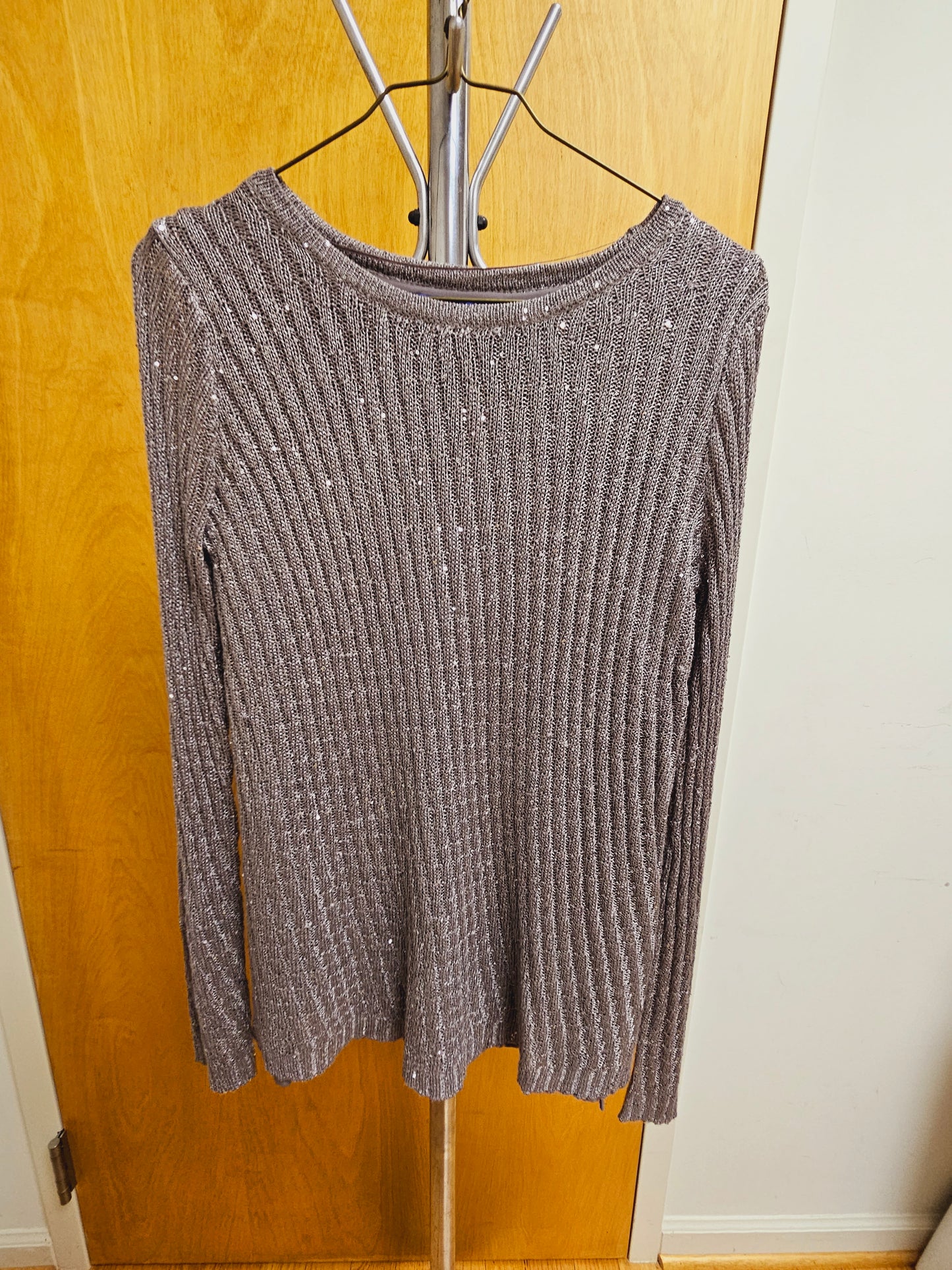 Apt. 9 Sweater, sz.L Smoke free home - size Large