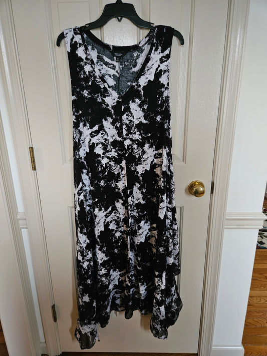 Vera Wang Black/white maxi dress - size X-Large
