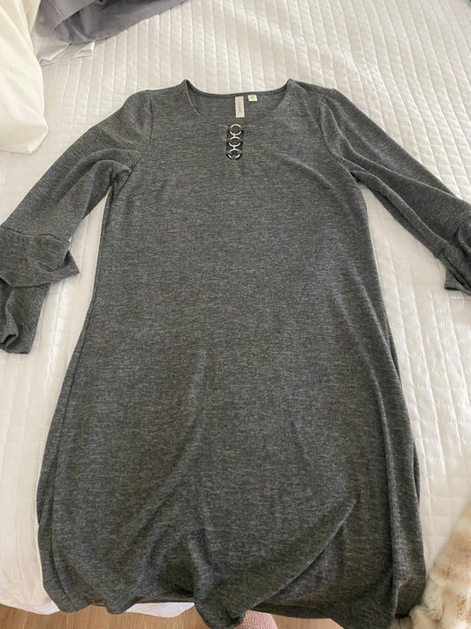 From smoke and pet free Home - size Medium