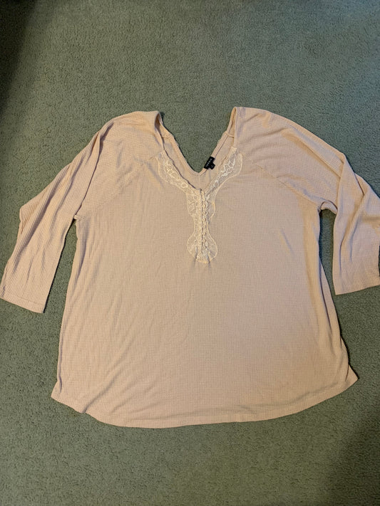 Torrid Waffle Knit/Lace Shirt Sz6 (28/30)-Pink - size 28