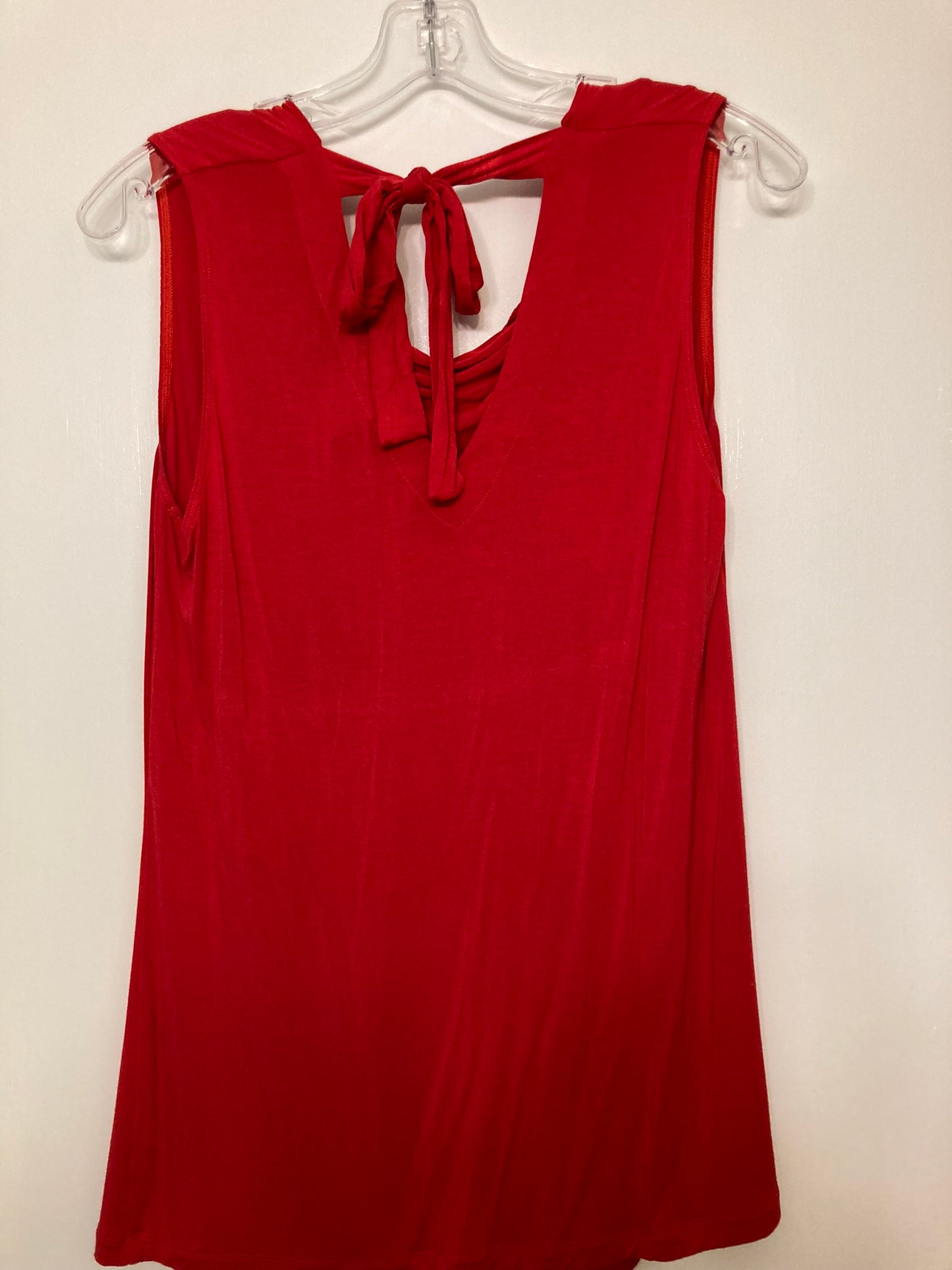 Cabi red sleeveless top Tie back or front - size Medium