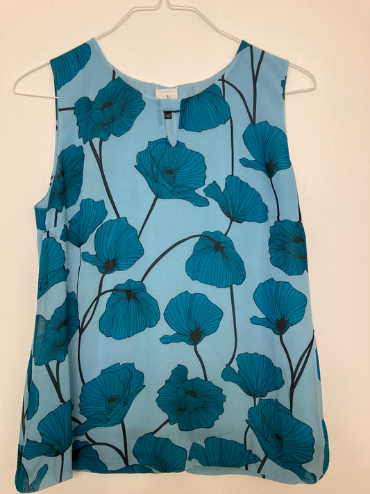 Cabi blue sleeveless top Blue poppys - size Medium