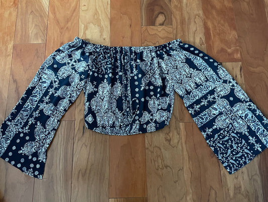Altar'd State top Navy and White crop - size Small