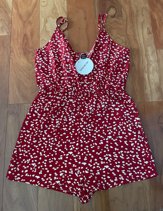 Red Romper Floral print - size Medium