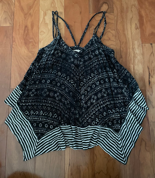 Altar'd State Tank Black & Print - size Medium