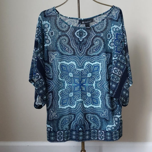 Paisley Shirt w/ Tank  - size Small