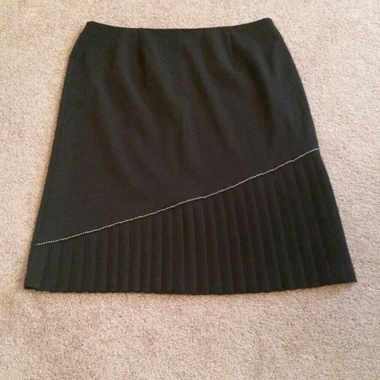 PLUS Skirt - Black Size 18W - size 18