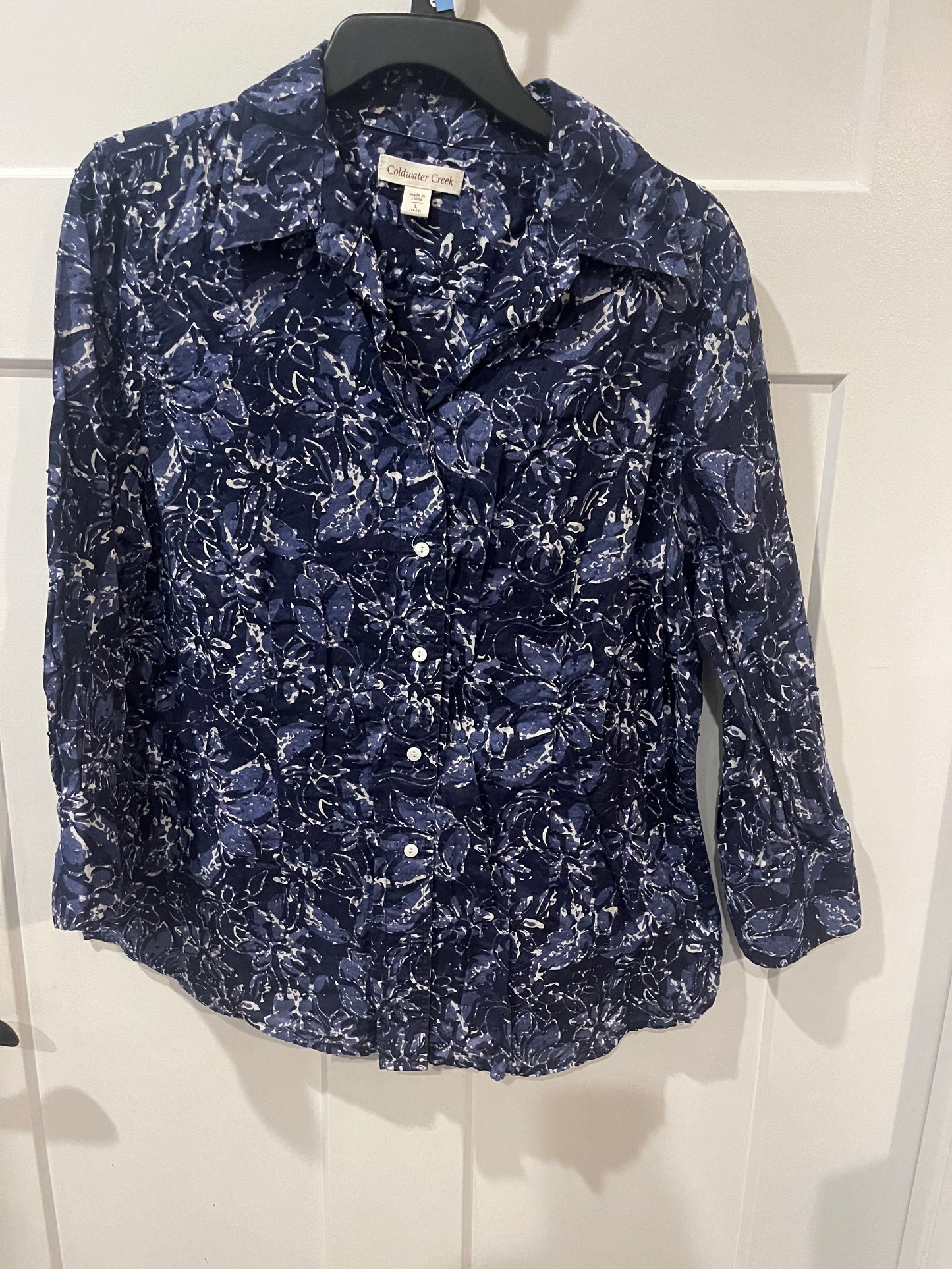 Coldwater Creek blue floral blouse - size Large