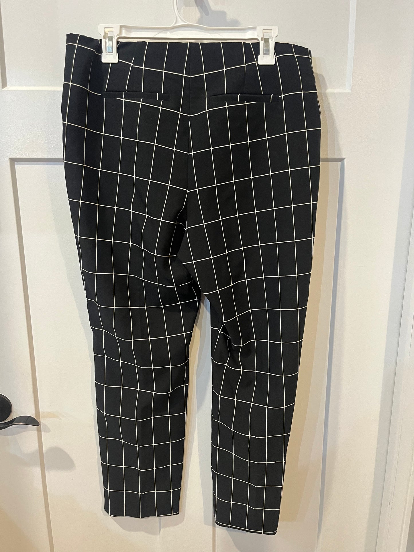 Adreanna Papelli blk and wh dress pants - size 12